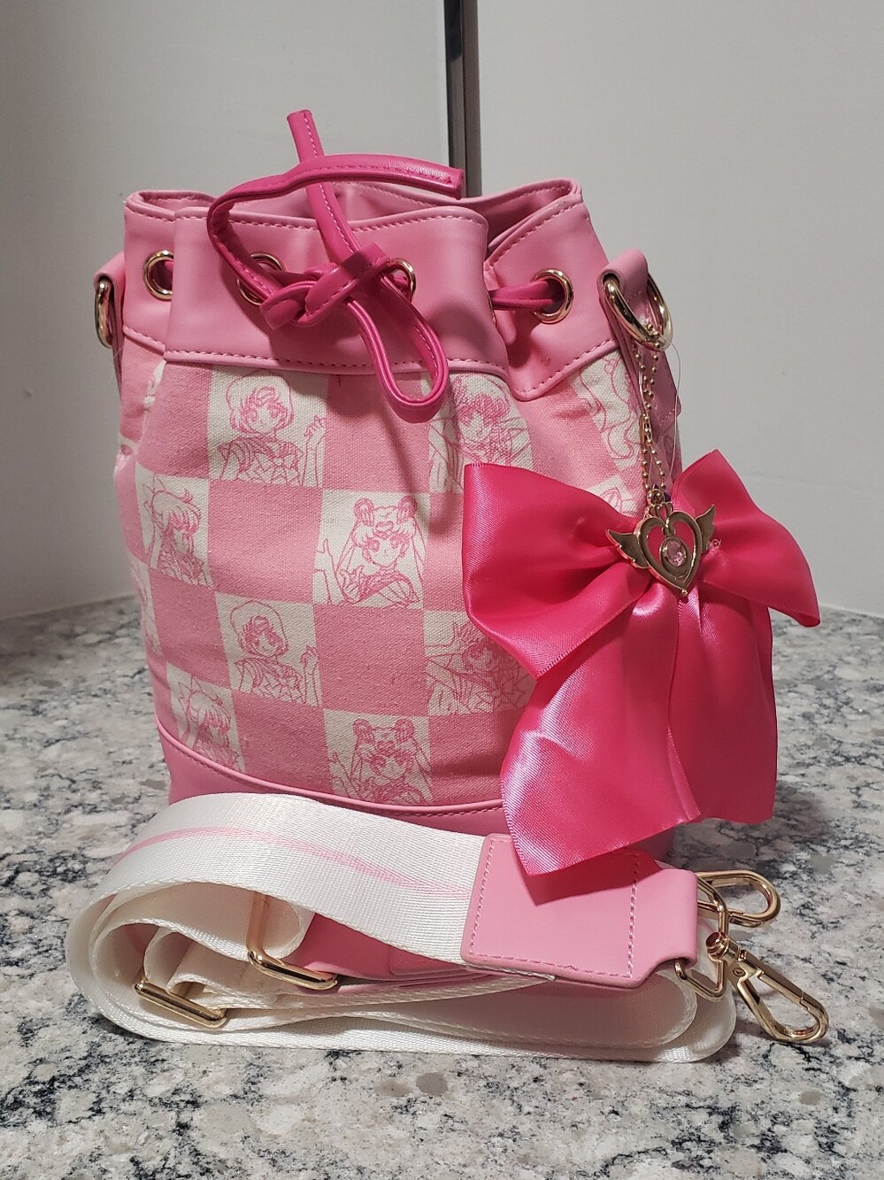 Sailor Moon Pink Checkered Bucket Crossbody Bag NWT - Picture 9 of 13